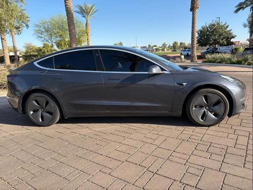 2019 Tesla Model 3 Standard Range