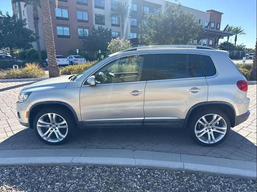 2013 Volkswagen Tiguan SEL