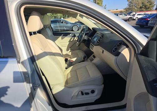 2013 Volkswagen Tiguan SEL