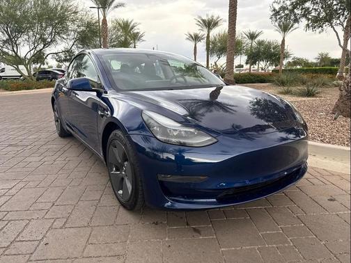 2022 Tesla Model 3 Standard Range