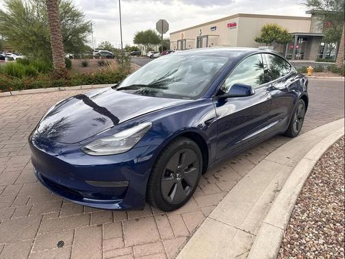 2022 Tesla Model 3 Standard Range