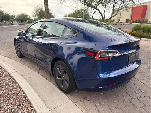 2022 Tesla Model 3 Standard Range