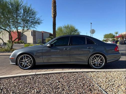 2005 Mercedes-Benz E-Class