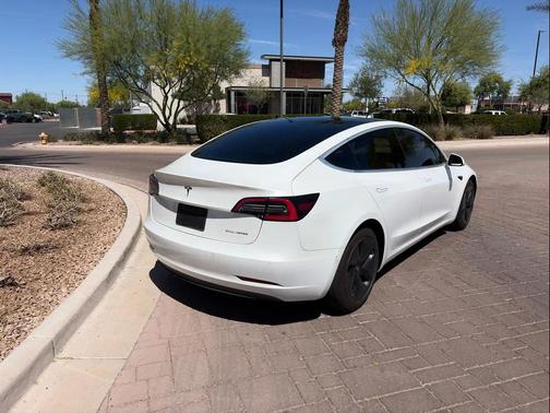 Pearl White Multi-Coat 2019 Tesla Model 3 Long Range