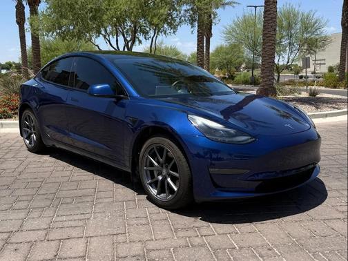 Deep Blue Metallic 2022 Tesla Model 3 Long Range