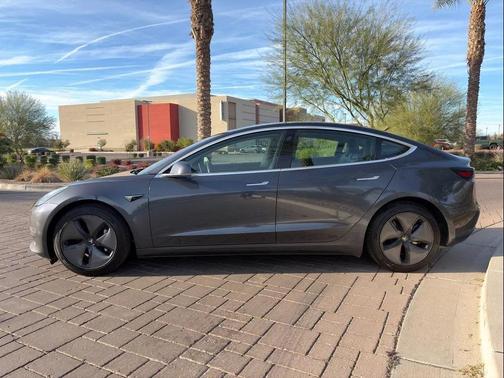 Silver 2018 Tesla Model 3 Long Range