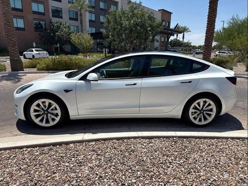 2023 Tesla Model 3 Standard Range
