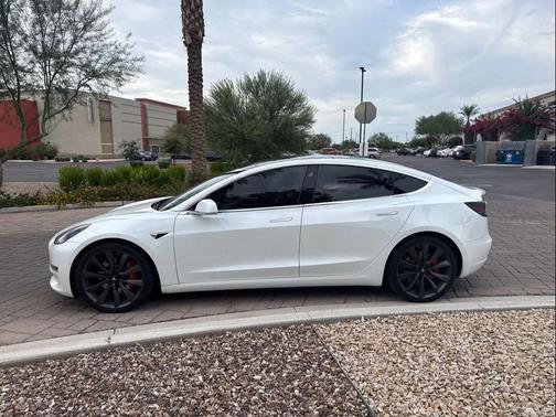 2020 Tesla Model 3 Performance