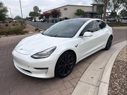 2020 Tesla Model 3 Performance