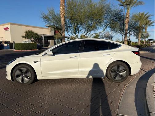 2020 Tesla Model 3 Standard Range Plus