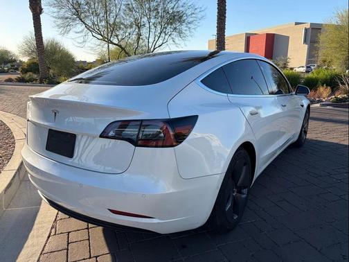 2020 Tesla Model 3 Standard Range Plus