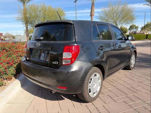 2010 Scion xD 