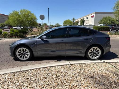 2022 Tesla Model 3 Standard Range