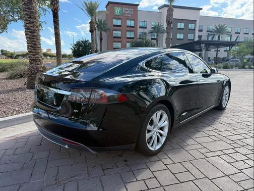 2014 Tesla Model S
