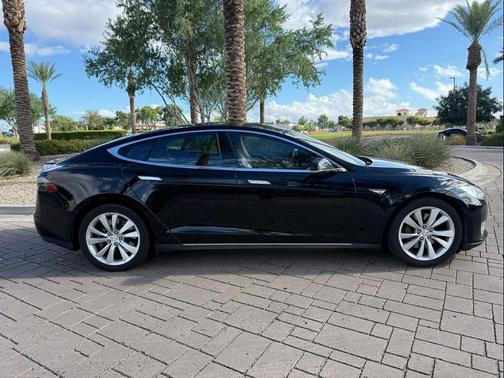 2014 Tesla Model S