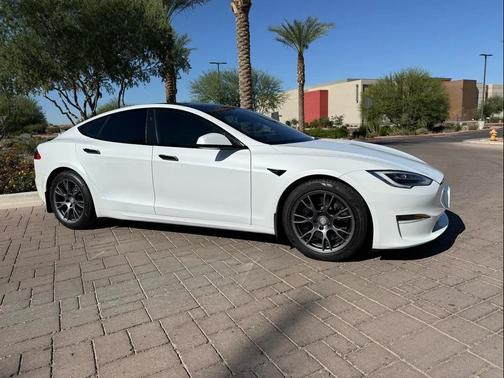 2021 Tesla Model S Long Range