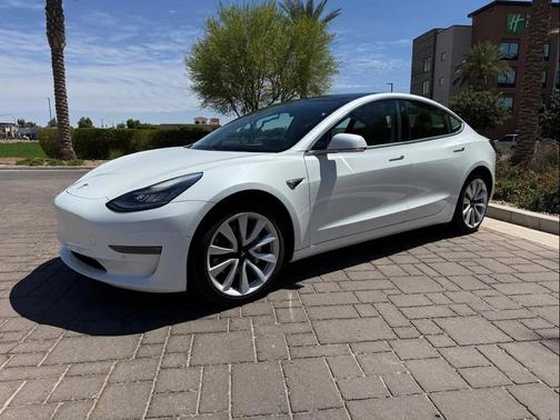 Pearl White Multi-Coat 2020 Tesla Model 3 Standard Range Plus
