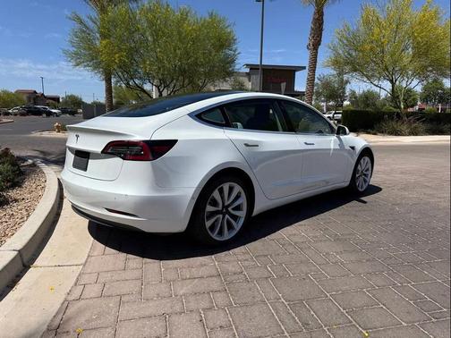 Pearl White Multi-Coat 2020 Tesla Model 3 Standard Range Plus