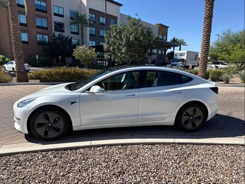 2020 Tesla Model 3 Standard Range Plus