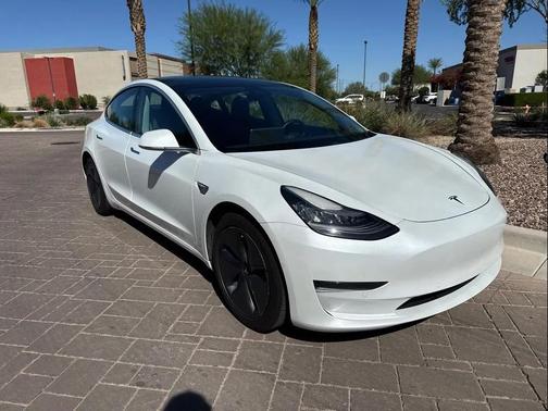 2020 Tesla Model 3 Standard Range Plus