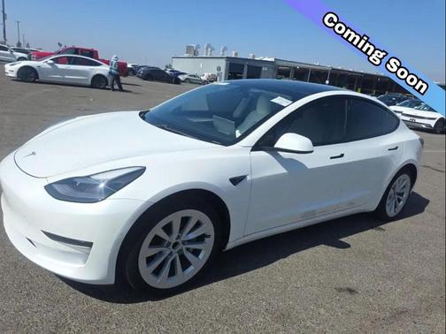 2021 Tesla Model 3 Standard Range Plus
