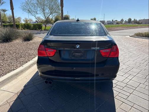 2011 BMW 328 328i