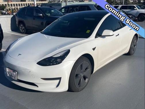 2023 Tesla Model 3 Standard Range