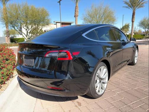 2019 Tesla Model 3 Mid Range