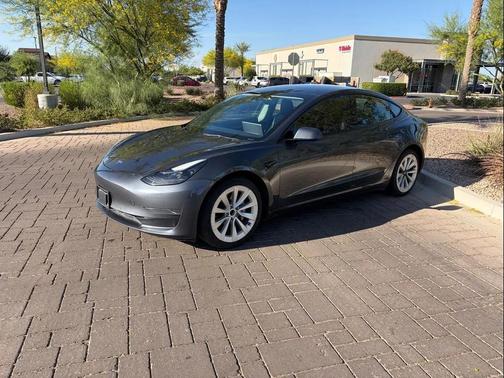 Midnight Silver Metallic 2022 Tesla Model 3 Standard Range
