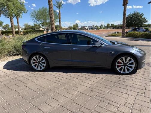 2018 Tesla Model 3 Long Range