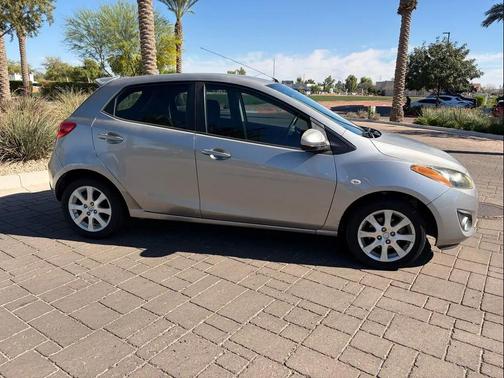Liquid Silver Metallic 2012 Mazda Mazda2 Touring