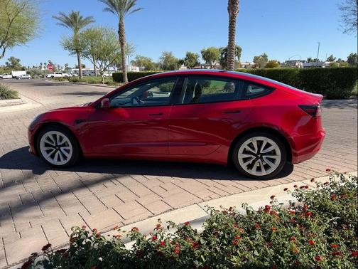 2022 Tesla Model 3 Standard Range