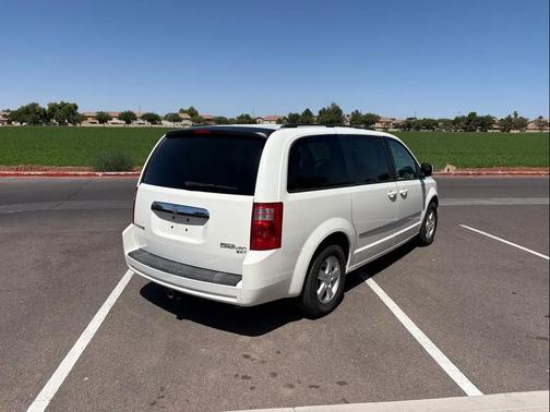 Stone White Clearcoat 2010 Dodge Grand Caravan SXT