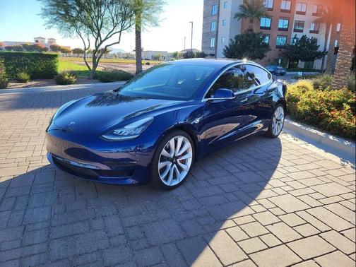 2018 Tesla Model 3 Performance