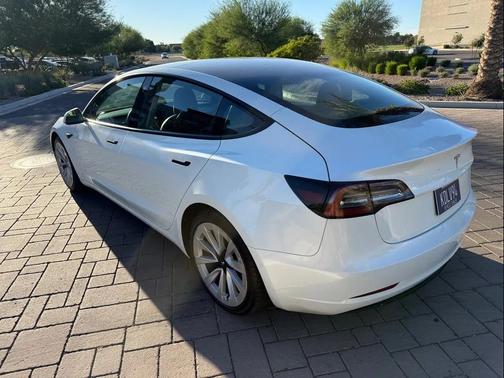 2022 Tesla Model 3 Standard Range