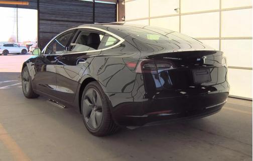 2020 Tesla Model 3 Standard Range