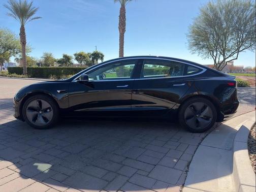 2020 Tesla Model 3 Standard Range