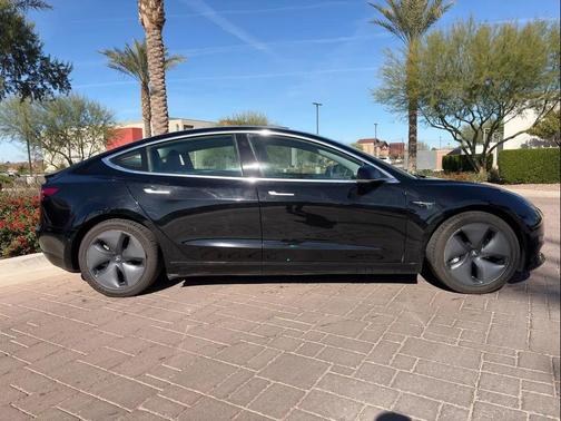 2020 Tesla Model 3 Standard Range