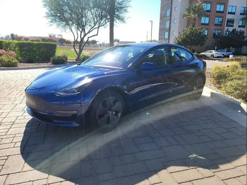 2022 Tesla Model 3 Standard Range