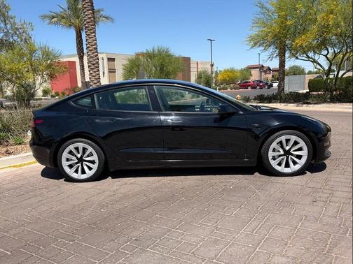 Solid Black 2022 Tesla Model 3 Standard Range