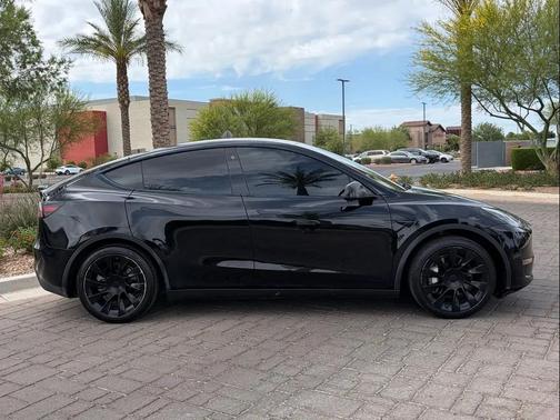Solid Black 2023 Tesla Model Y Long Range Dual Motor All-Wheel Drive