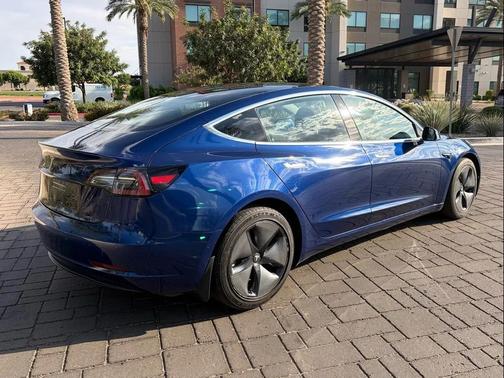 Blue 2018 Tesla Model 3 Long Range