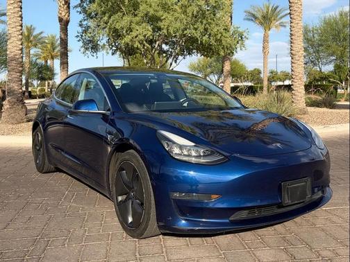 Deep Blue Metallic 2018 Tesla Model 3 Long Range