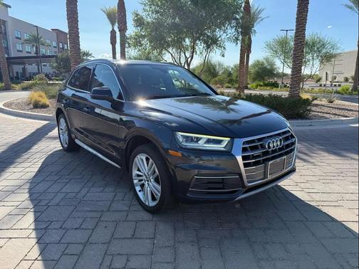 2018 Audi Q5 2.0T Premium Plus