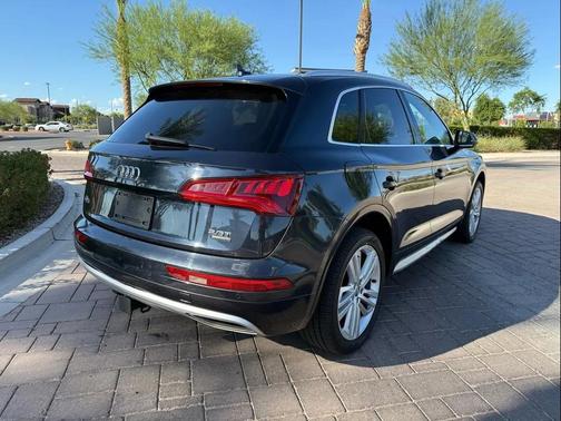 2018 Audi Q5 2.0T Premium Plus