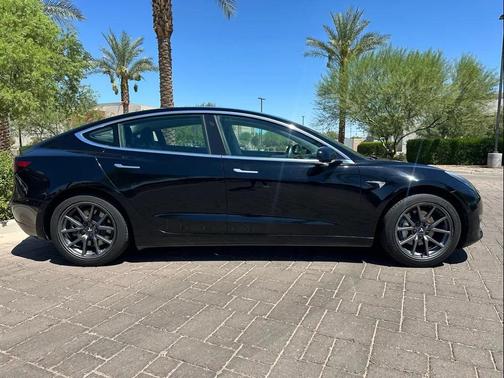 2019 Tesla Model 3 Standard Range