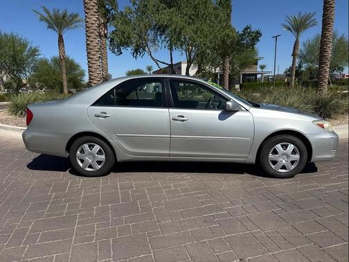 2003 Toyota Camry LE