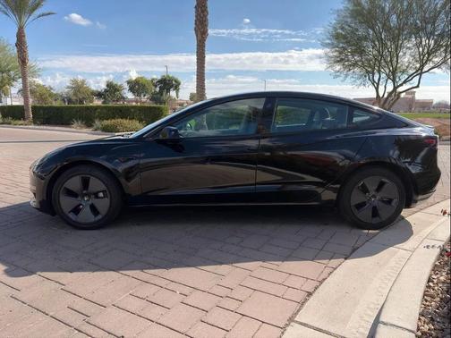 2023 Tesla Model 3 Standard Range