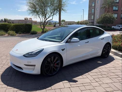 2020 Tesla Model 3 Performance