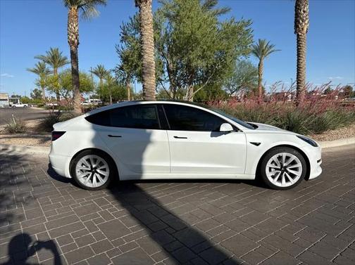 2022 Tesla Model 3 Standard Range